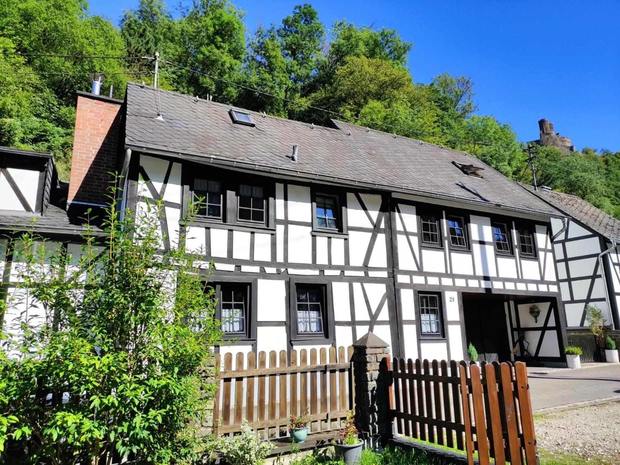 'unter Der Burg'